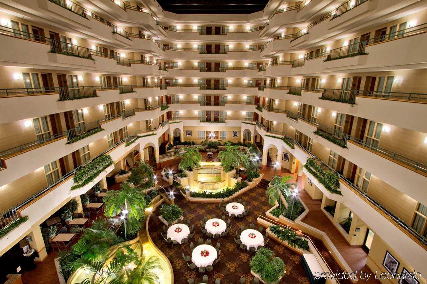 Embassy Suites By Hilton Greensboro Airport Esterno foto