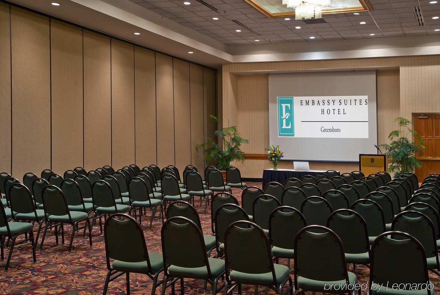 Embassy Suites By Hilton Greensboro Airport Servizi foto