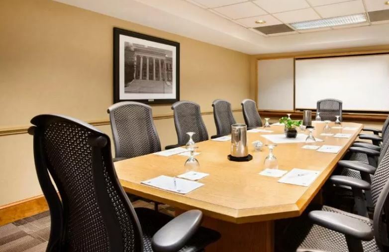 Embassy Suites By Hilton Greensboro Airport Esterno foto