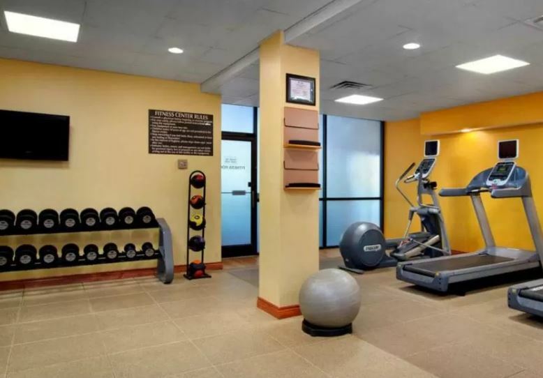Embassy Suites By Hilton Greensboro Airport Esterno foto